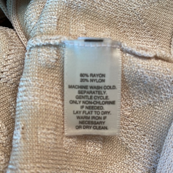 WHBM CREAM SWEATER TANK - Picture 8 of 8